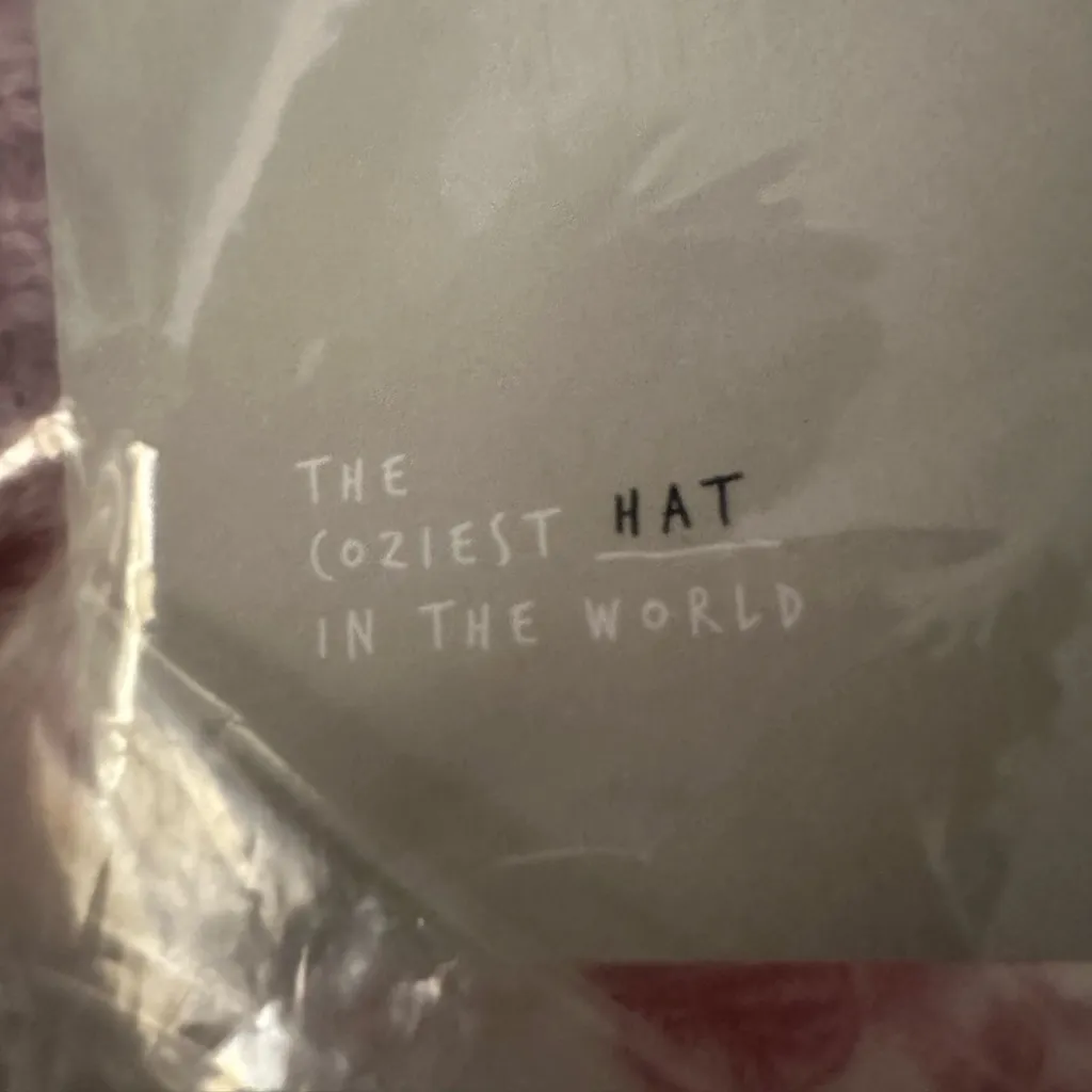 NEW Veronica Beard 100% Cashmere Beanie Hat Lilac Lavender - Image 3