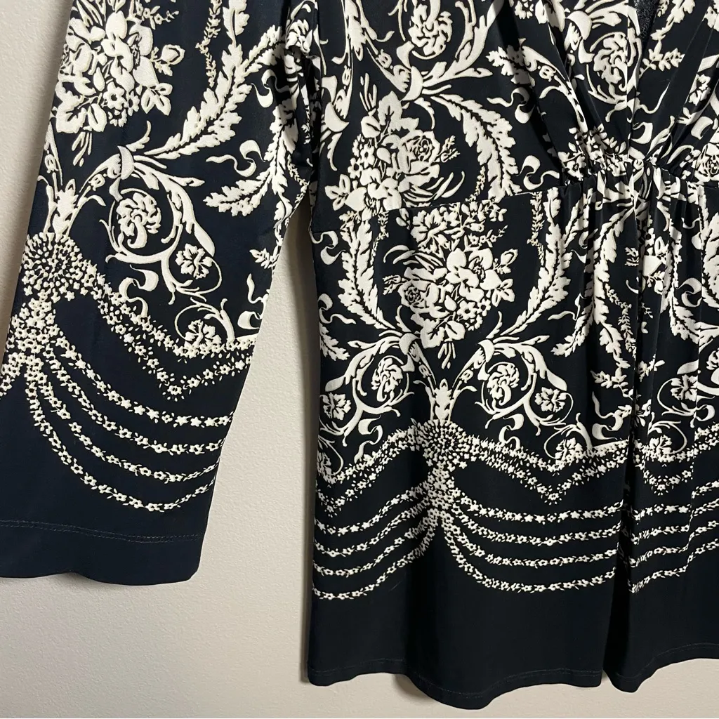 Soma Intimates top 3/4 sleeves size medium - Image 6