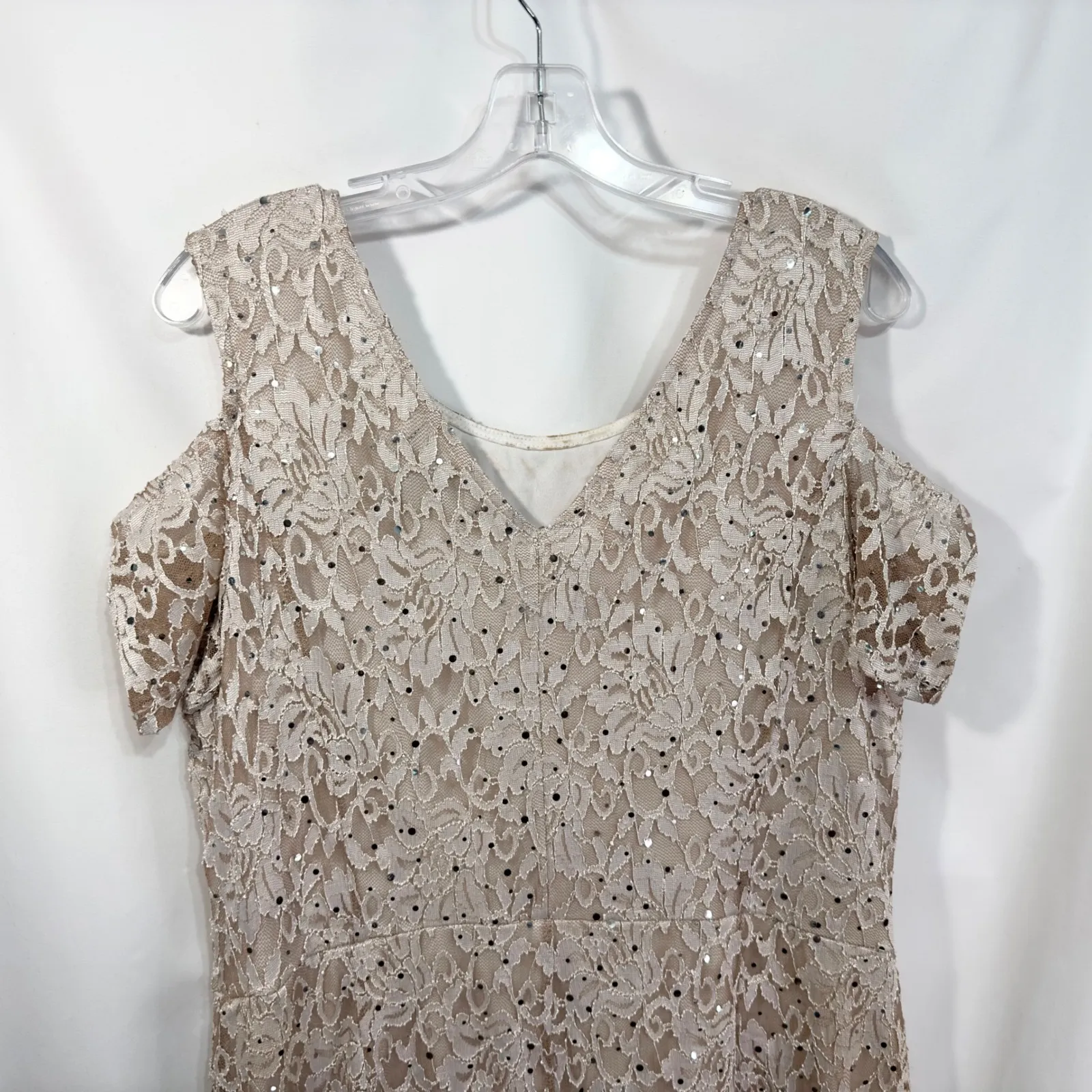 Candalite Plus Sz 2X Dress Maxi Beige Lace Sequin Cold Shoulder Full Length 794‎ - Image 7