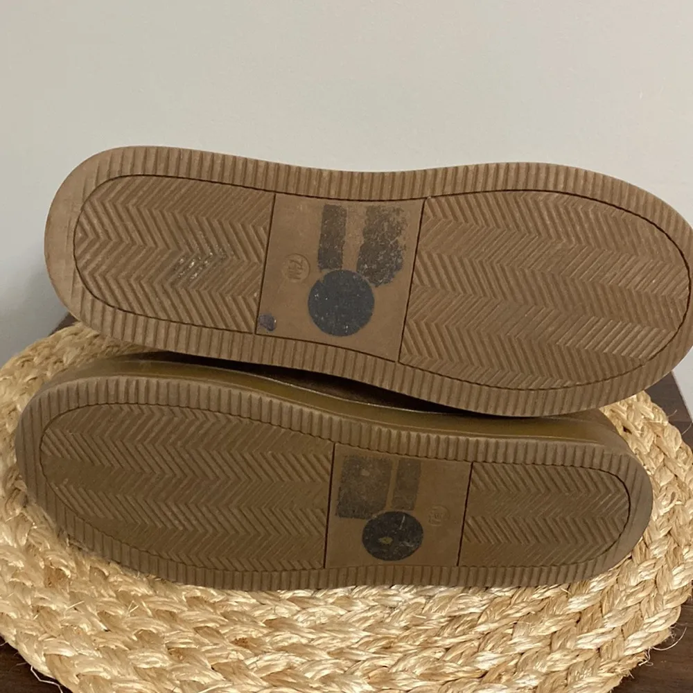 G by Guess brown suede boots size 7.5 - Image 9