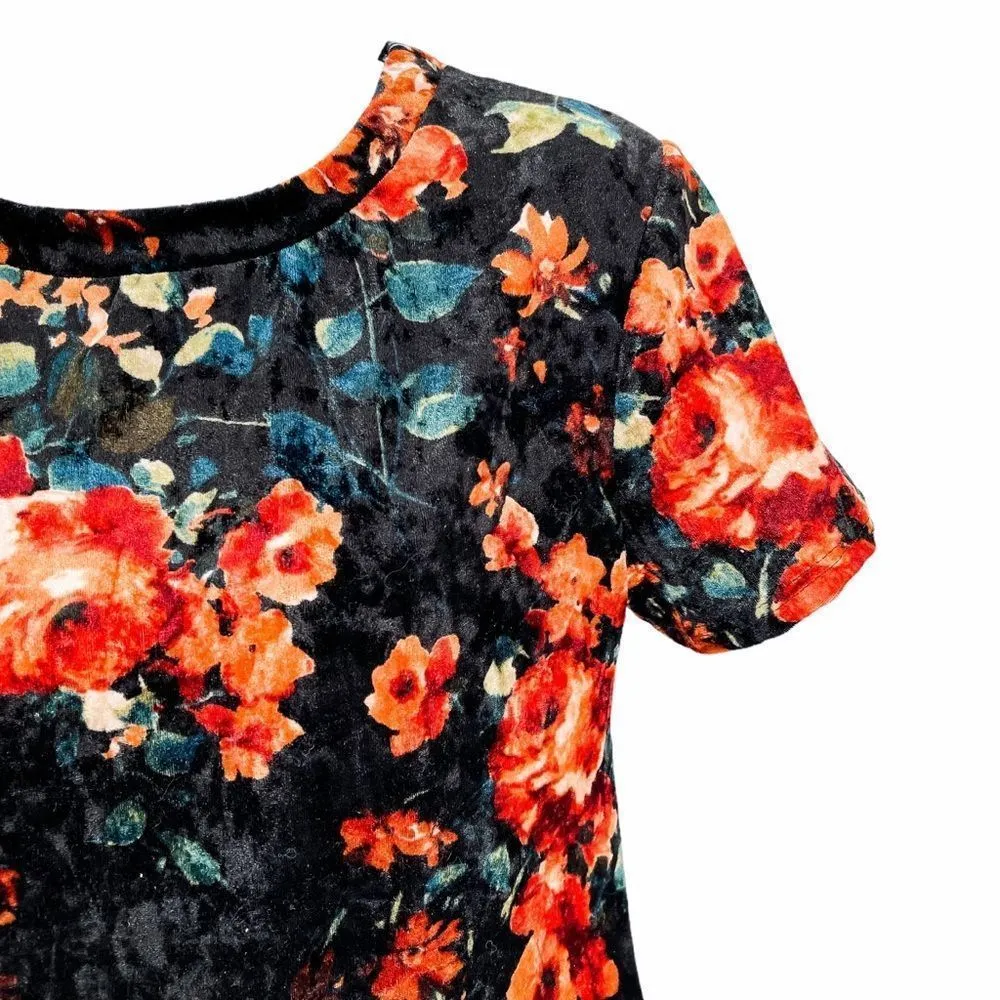 Altar’d State Velour Floral Ruffle Split Back Short Sleeve Top Medium - Image 6