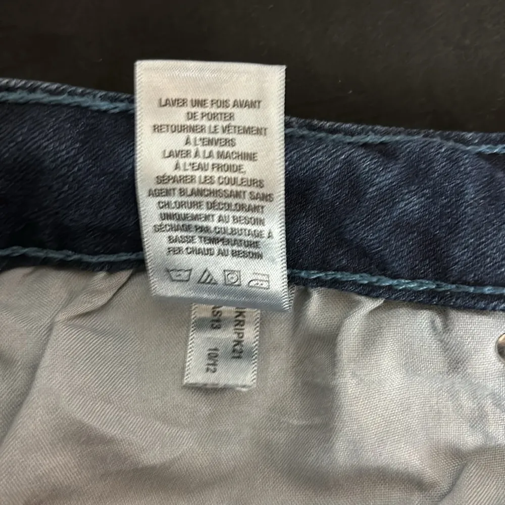 Women’s Aeropostale Lola cropped jagging 9/10 regular normal stretch dark wash - Image 6