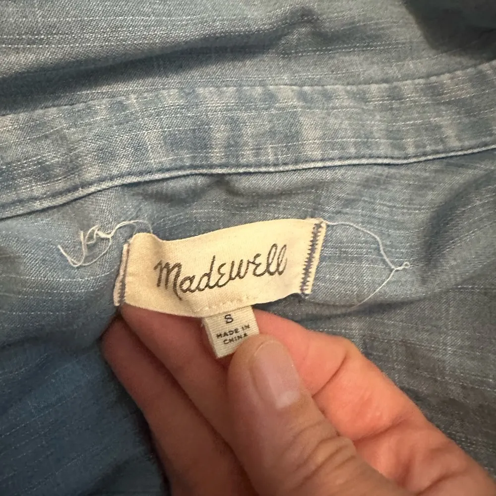 Madewell Chambray Denim Short Sleeve Camp Top Size S - Image 4