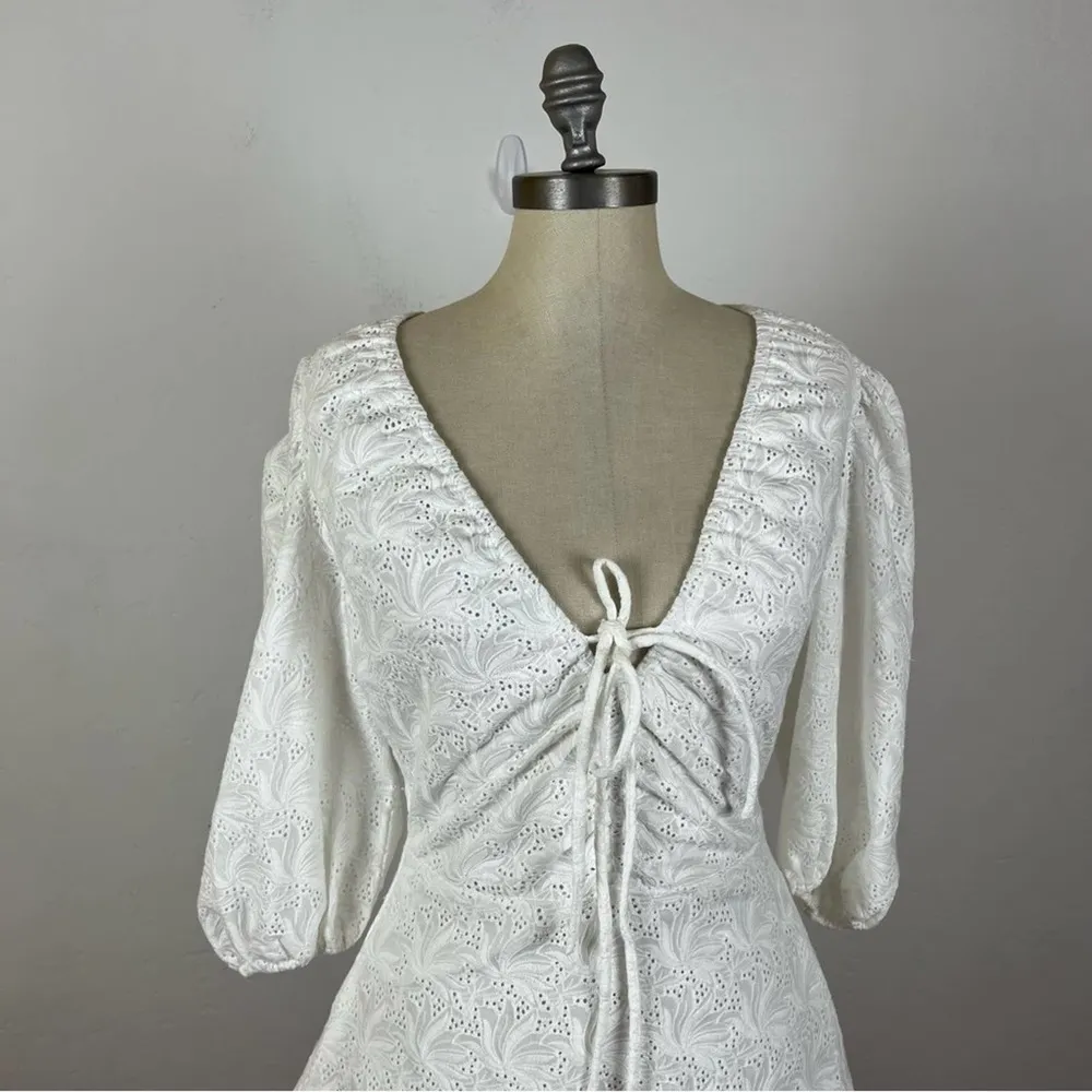 Nicholas Danni Dress in Feathering Ton Eyelet Size 4 - Image 4