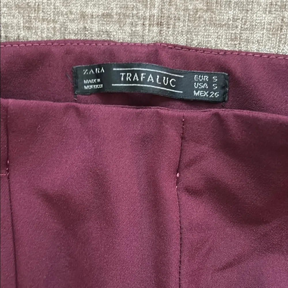 Elegant Burgundy Trousers - Image 5