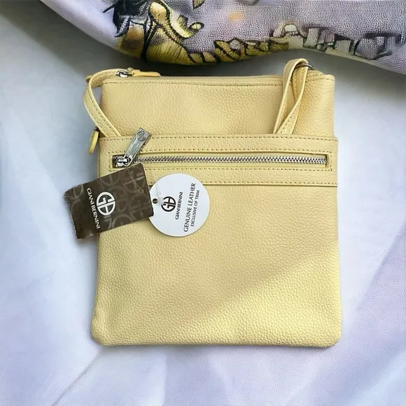 Giani Bernini Triple-Zip Pebble Leather Dasher Crossbody, Soft Core New w/Tag - Image 1