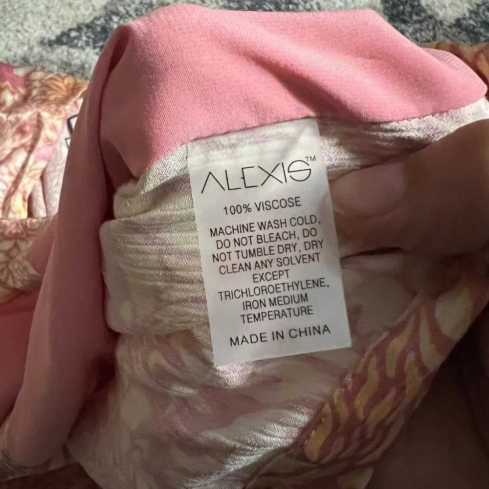 NWOT Alexis floral blouse small - Image 9