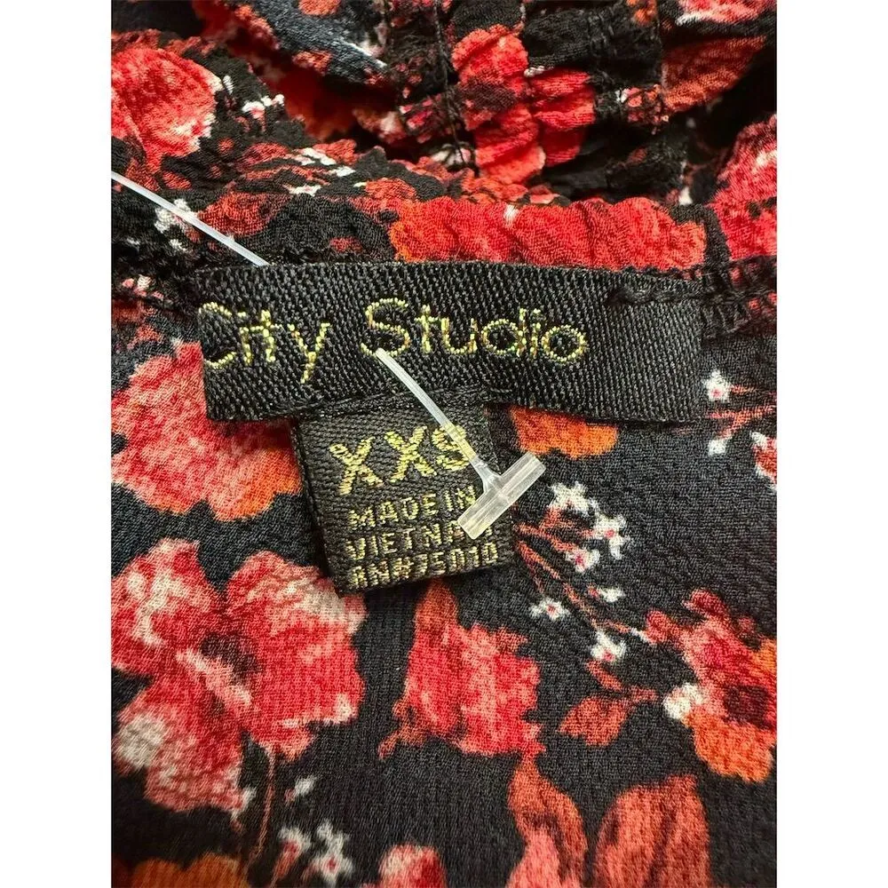 NWOT City Studio Women's Floral Off Shoulder Cropped Blouse XXS Red Black - Image 6
