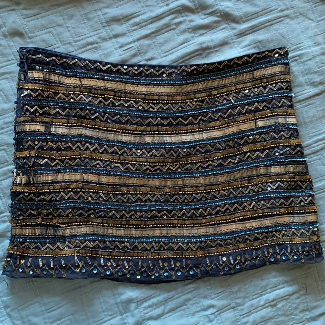 Embellished Sequin Mini Skirt - Image 8