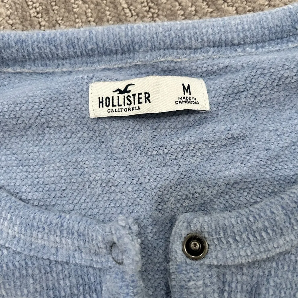 Hollister blue fuzzy Henley sweater - Image 5