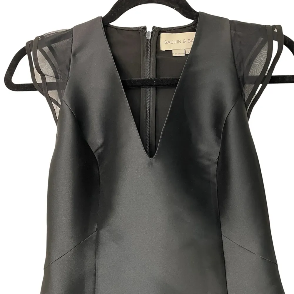 Structured Black Evening Gown 6 Ruffle cap sleeve Black Tie Formal - Image 2