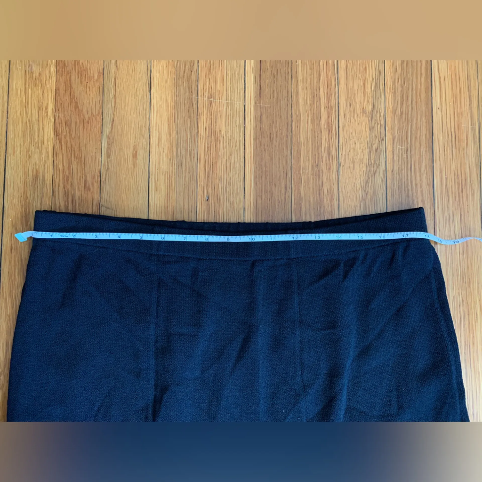 ST. JOHN COLLECTION Santana Knit Navy Blazer Sz 10 with matching skirt - Image 13