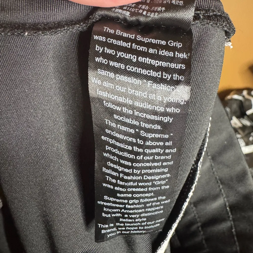 Supreme Grip Black Leggings with Logo Size Small - Image 11