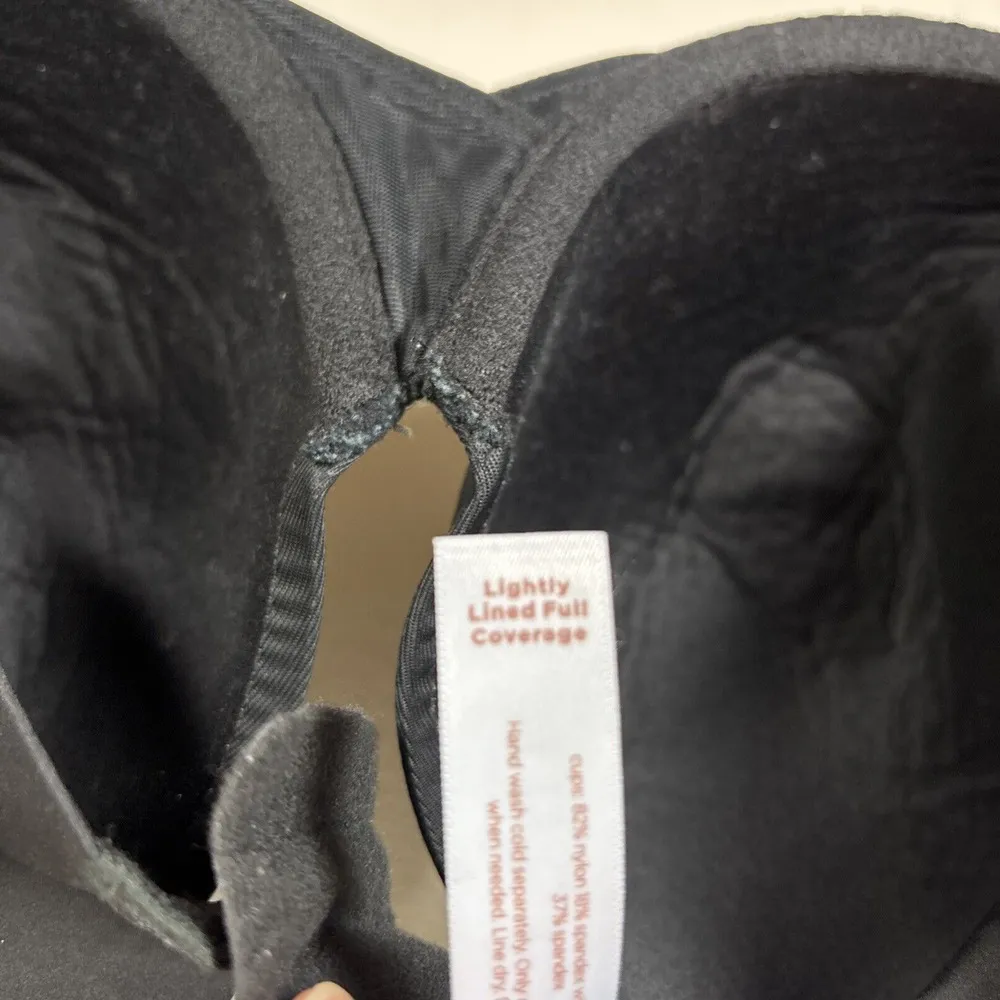 Cacique Bra‎ Lightly Lined Full Coverage Sz 42D Black Underwire - Image 8