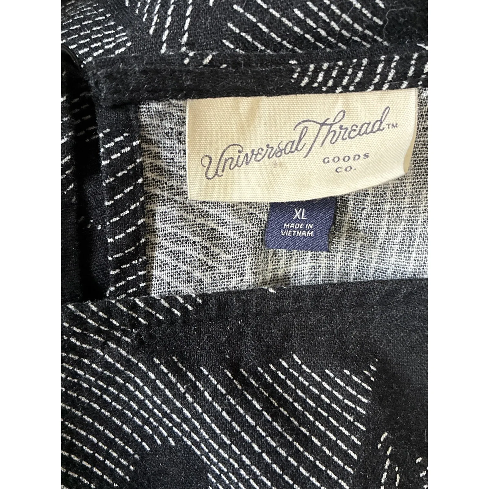 Universal‎ Threads Black Dress With Cutouts at Waist Women's Size XL - Image 4