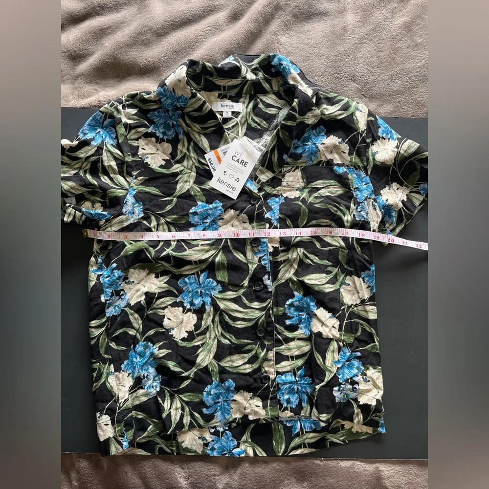 KENSIE Floral Button Down Hawaiian Style Short Sleeve Women’s Shirt Sz Small NWT - Image 7