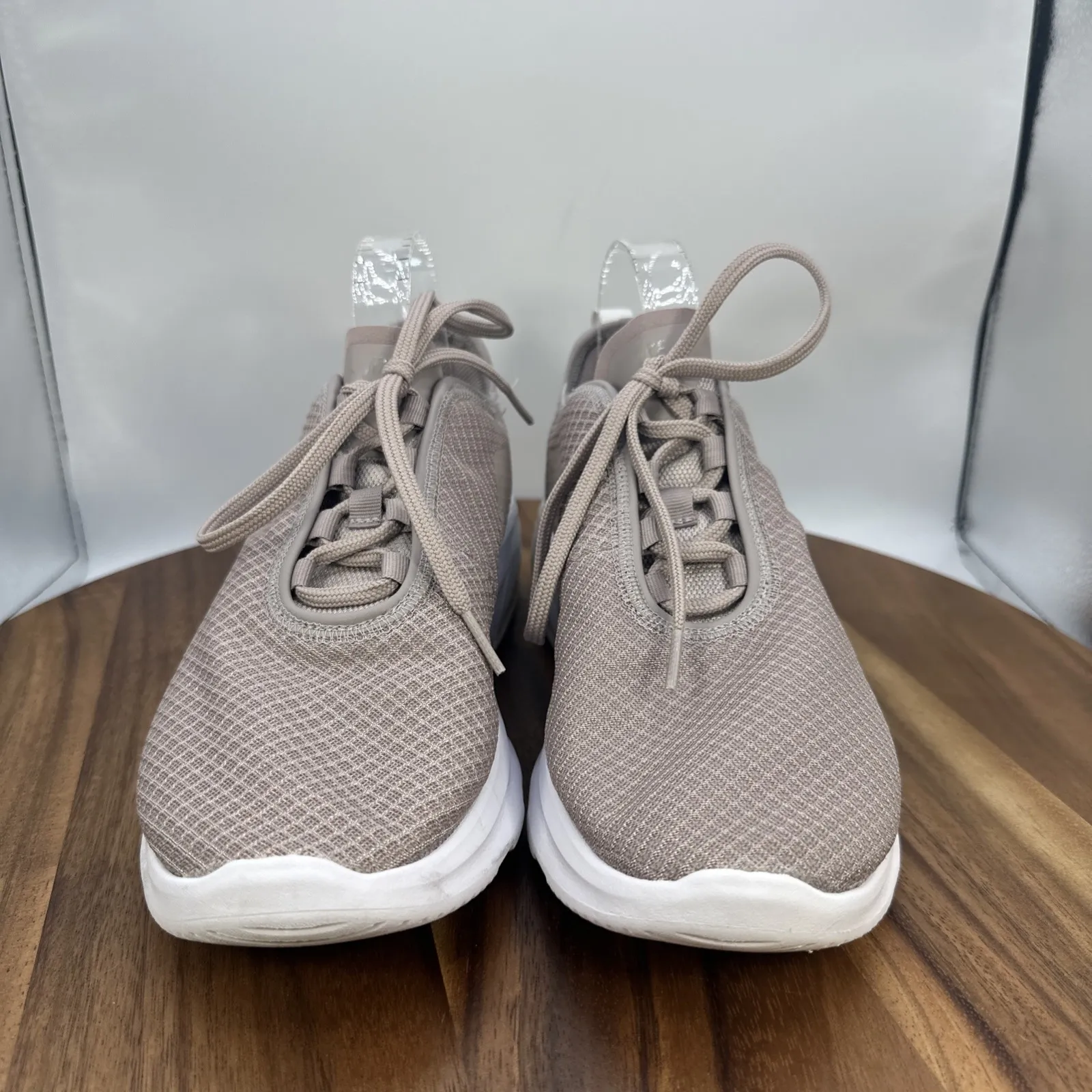 Nike Air Max Motion 2 Low Top Shoes Sneakers Beige AO0352-203 Women's 9 - Image 4