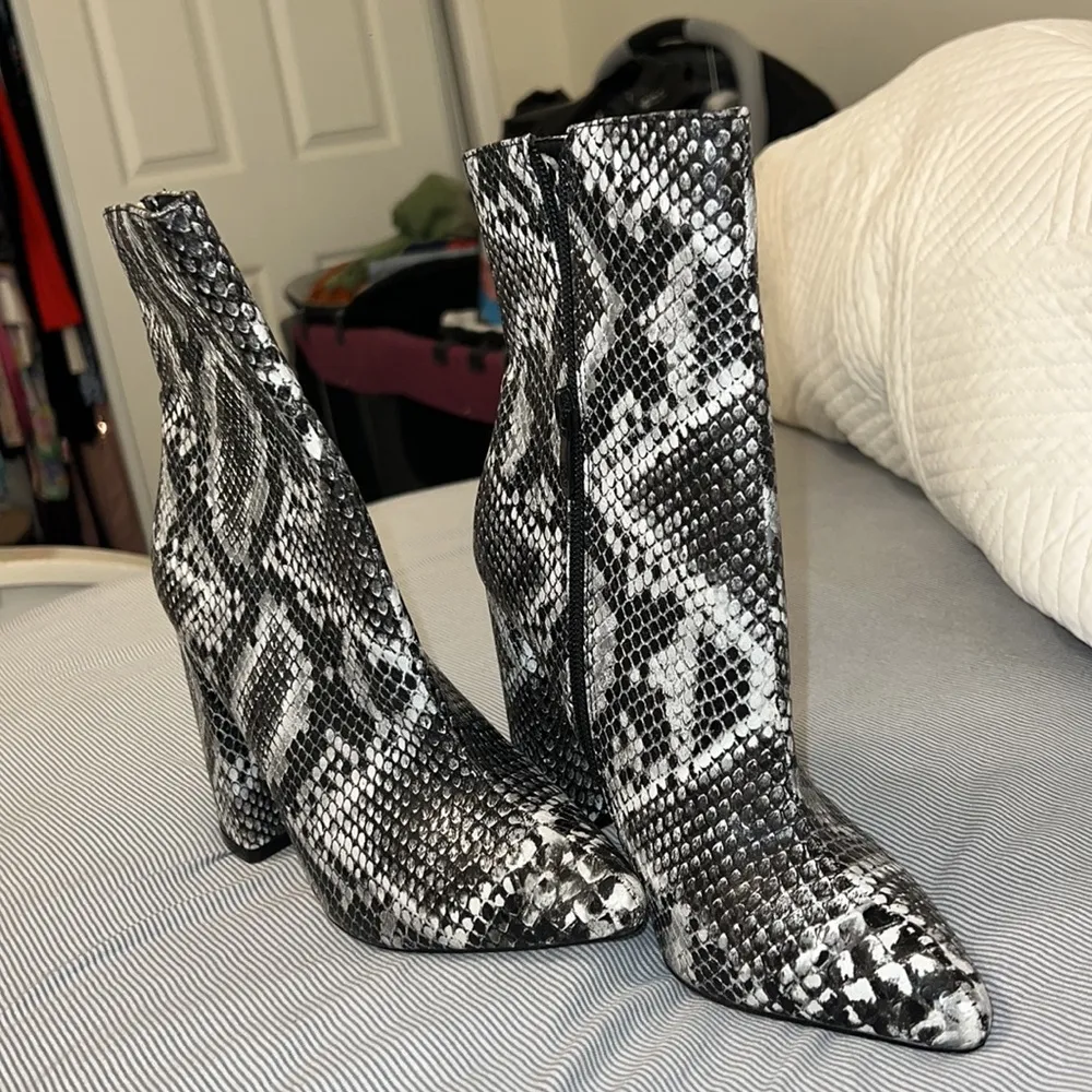 Pretty little thing booties size UK 3 - Image 3