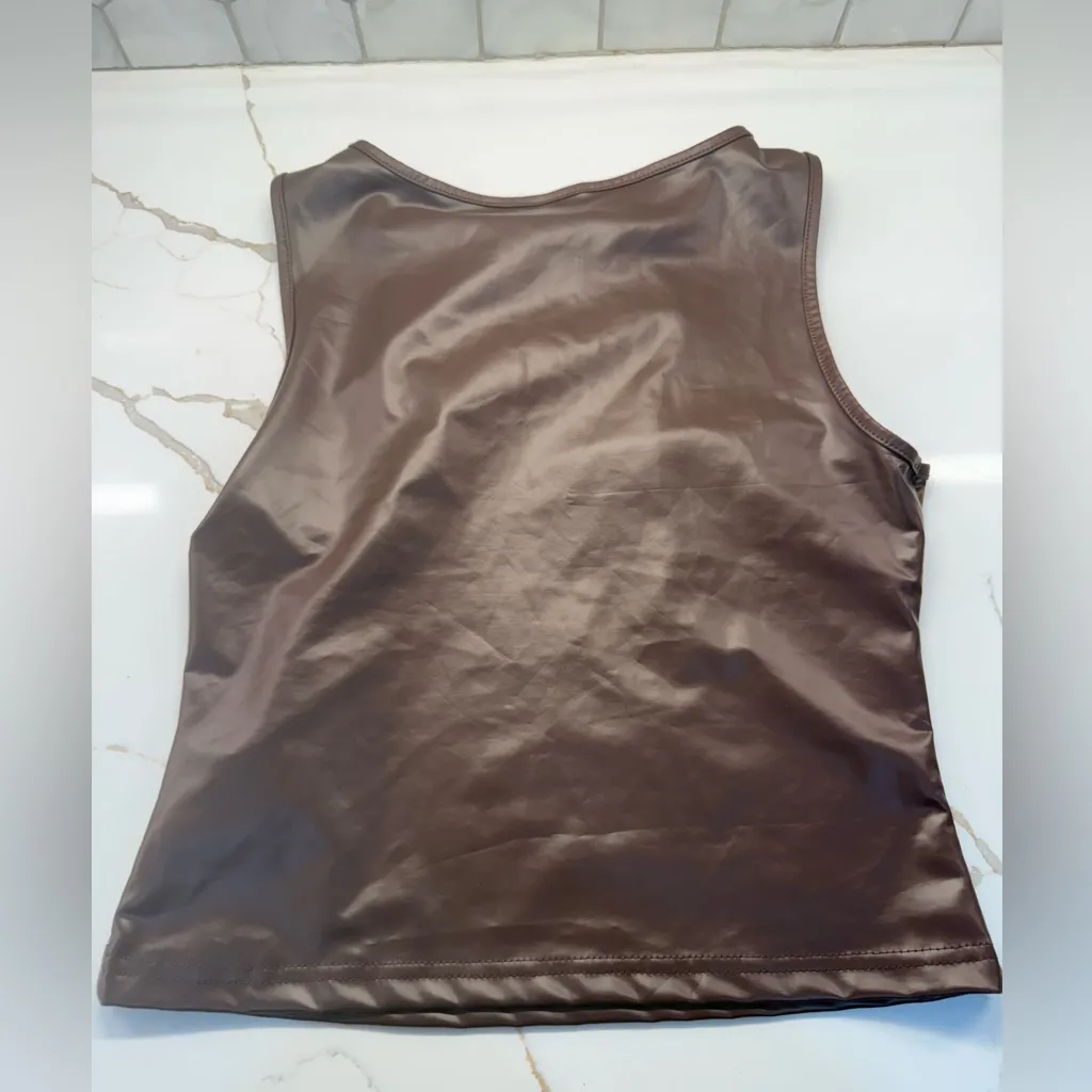 SHEIN Mocha Sleeveless Crop Top size M - Image 4