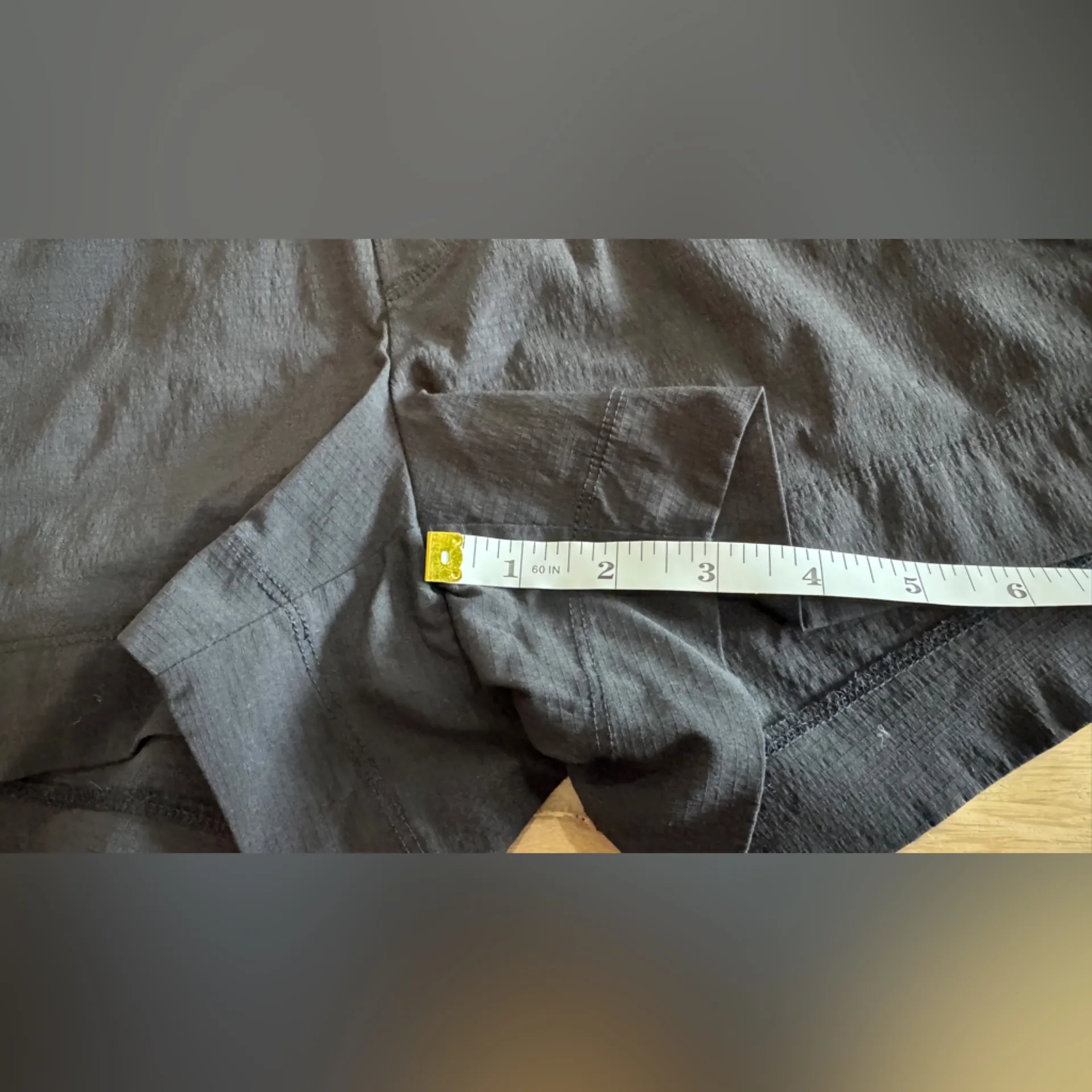 Athleta trekkie north short black size 12 - Image 9