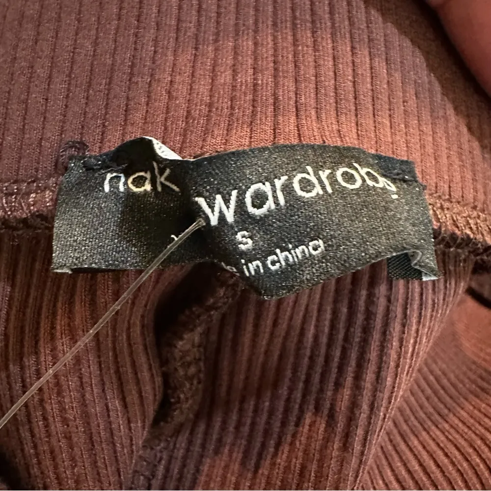 Naked Wardrobe Women's Snatched & Slit High Waist Leggings Size S Chocolate NWT - Image 8