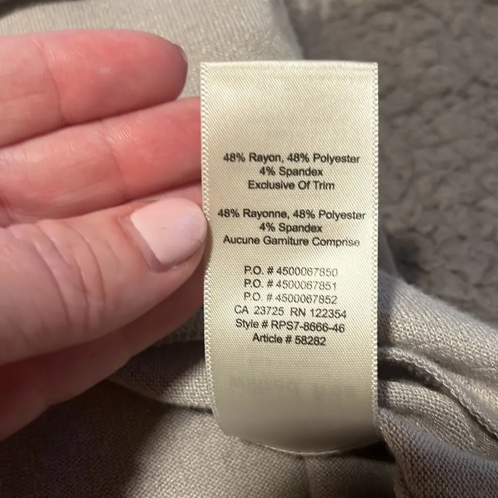 Aritizia Wilfred Free Gray Fine Lightweight Sweater Dress V neck Size XS - Image 7