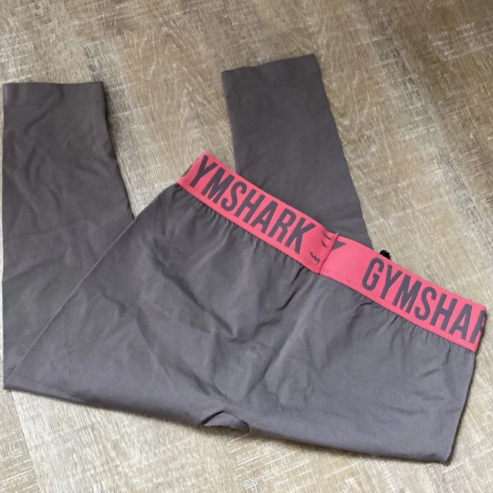 Gymshark NWT Y2K OG Fit Cropped Leggings Womens Medium Slate Lavender Rose Gym - Image 5