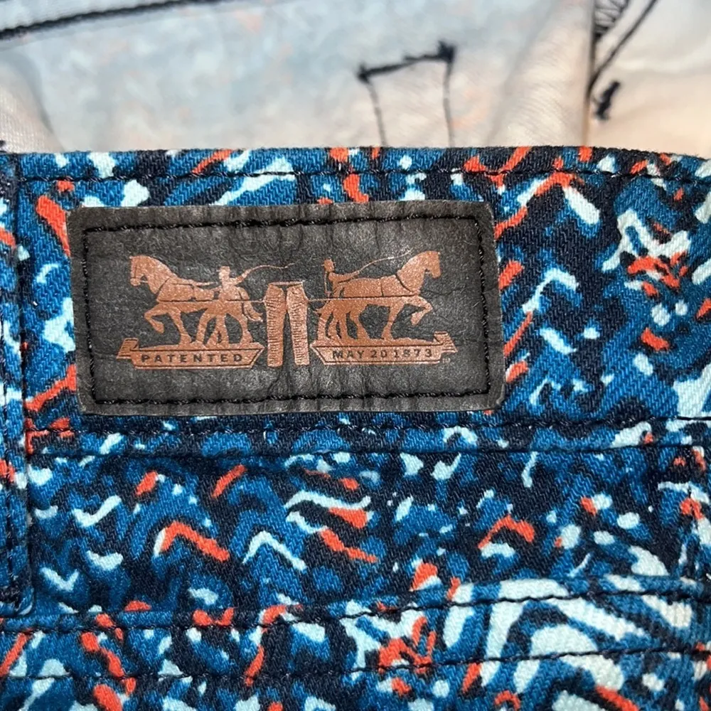 Levi Strauss & Co. multicolor shorts size 12 women’s blue black coral new - Image 9