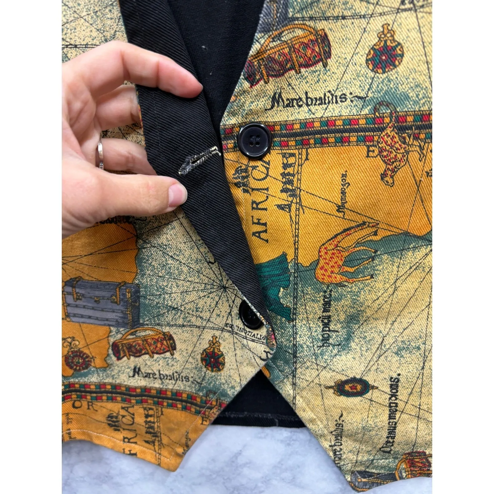 Vintage Live In Color Women's Retro Artistic Eclectic Map Print Vest Travel S Yellow - Image 6