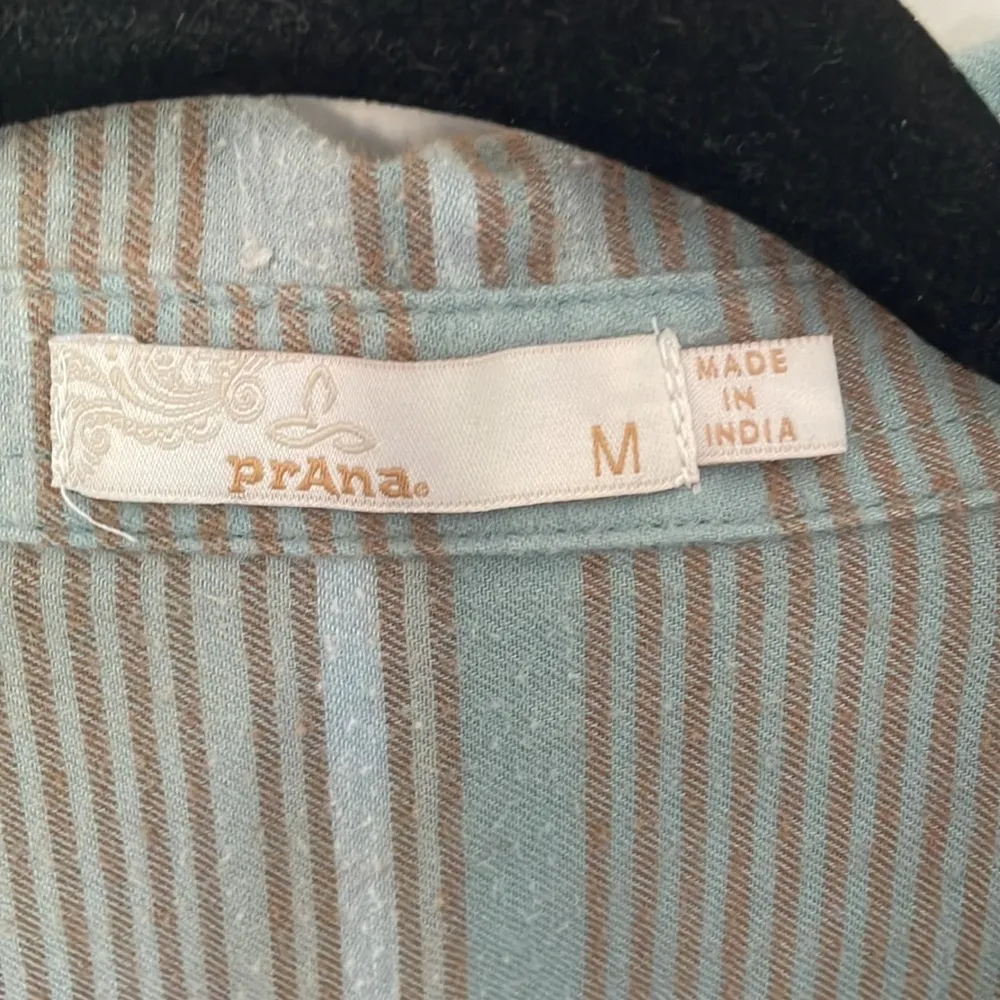 Prana Blue Flannel Button Down Shirt Medium - Image 4