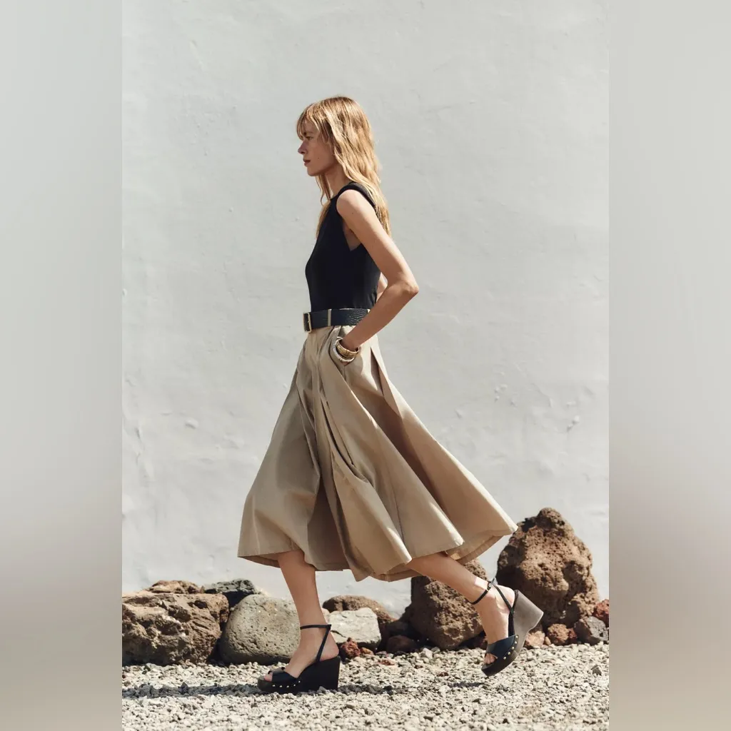 NWT ZARA SHOULDER PAD DRESS SIZE M - Image 4