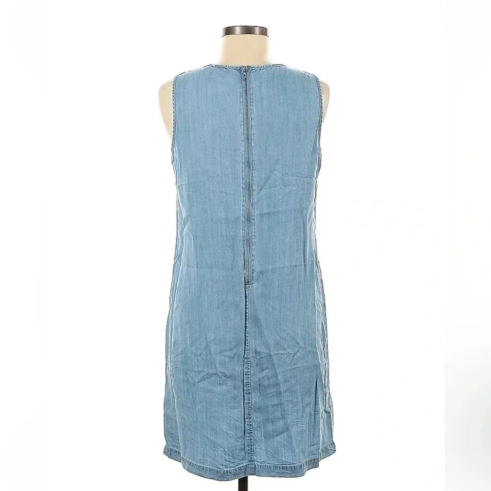 Neiman Marcus | Embroidered Chambray Sleeveless Dress Soft Denim Blue Size 8 - Image 3