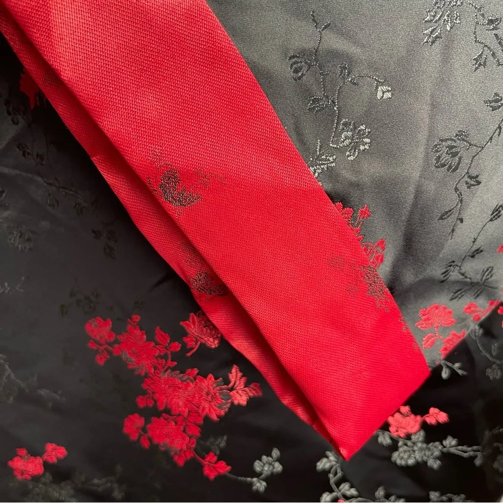 Vintage Handmade Silk Damask Floral Crop Kimono Jacket Black Red Asian One Size - Image 5