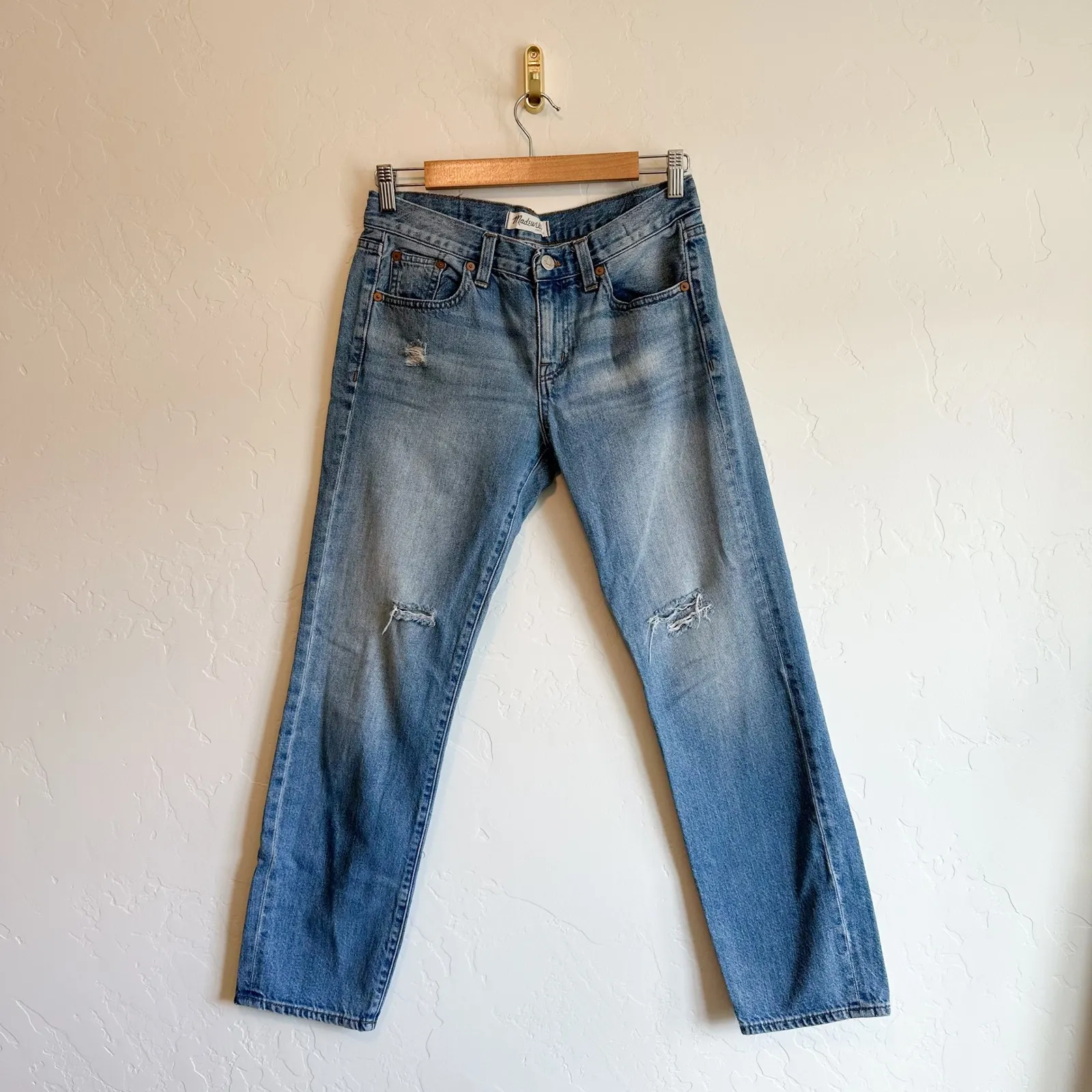 Madewell | The High-Rise Slim Boyjean‎ Oversized Fit in Elkhart Wash, size 25 - Image 3
