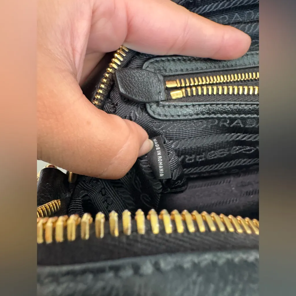 Prada bandoliera Black Glace Calf Leather crossbody bag - Image 15