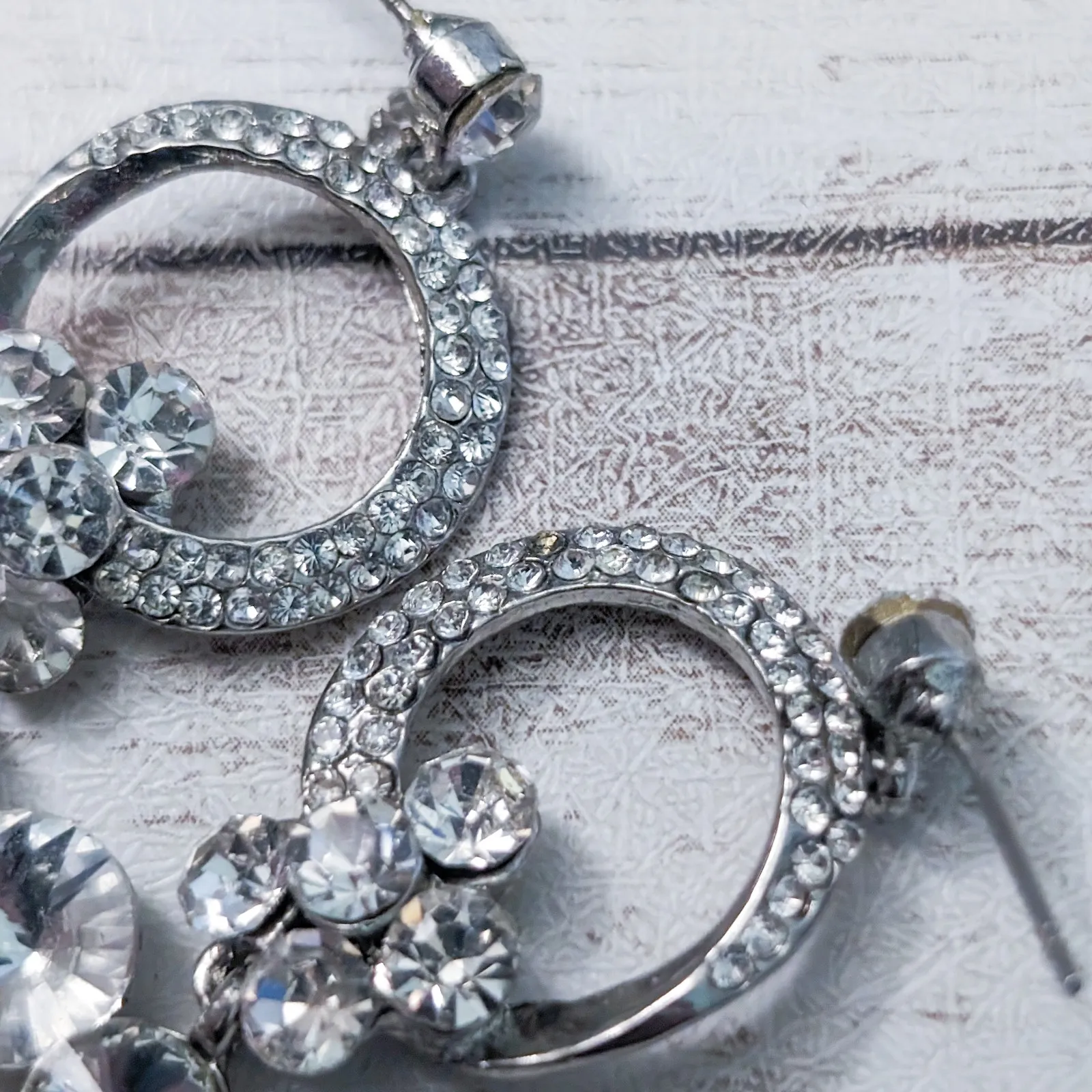 Earrings for Pierced Ears Clear Gem & Silver Tone Dangle - Image 7