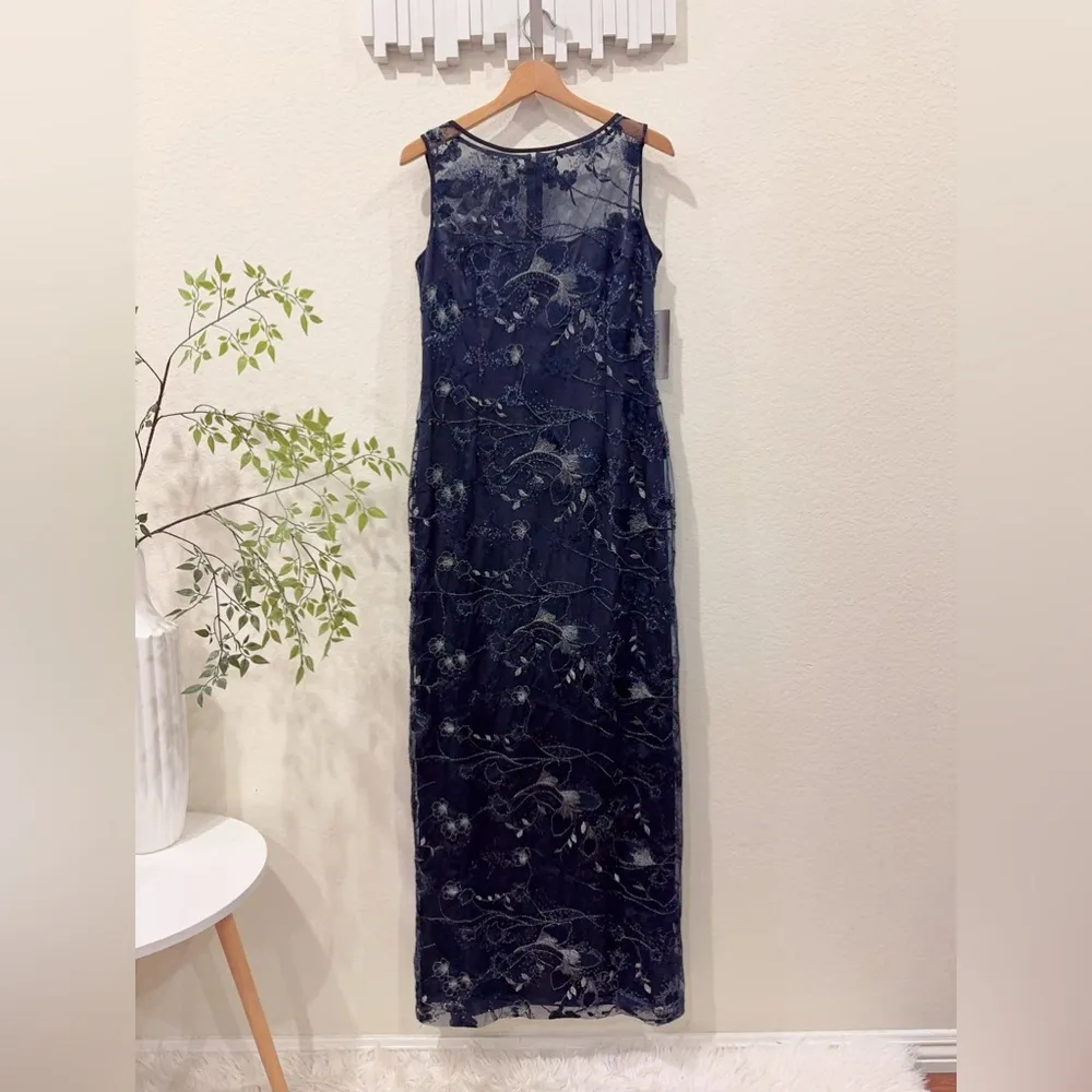Tahari by Arthur S. Levine Women's Embroidered Lace Column Gown Navy Size 8 New - Image 3