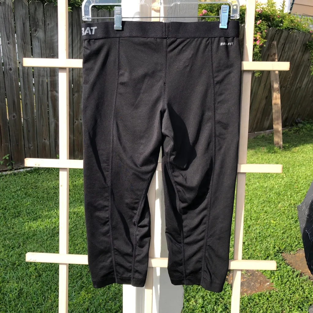 2 Pairs Nike Pro Dri-Fit Training Capri Leggings Compression Combat Size L & M - Image 12