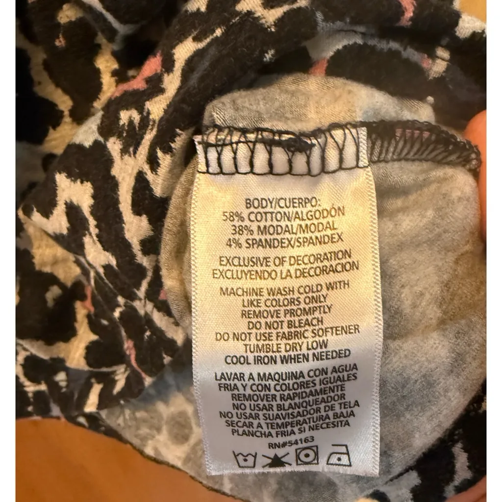 Calvin Klein Leopard Pattern Sweatshirt with Hood - Image 6