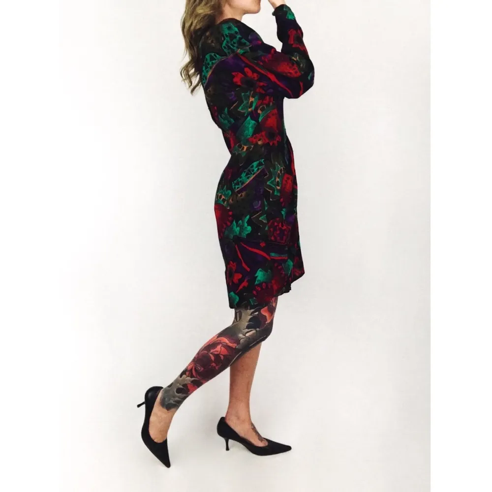 Vintage Patterned Dress with Draped Skirt | Size M Purple Size M - Image 10