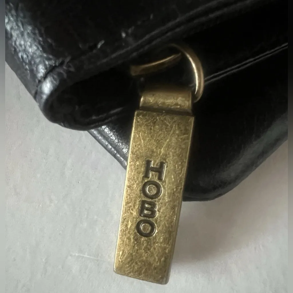 HOBO International Leather Fold Over Clutch Bow Accent Magnetic Close Black 11x5 - Image 5