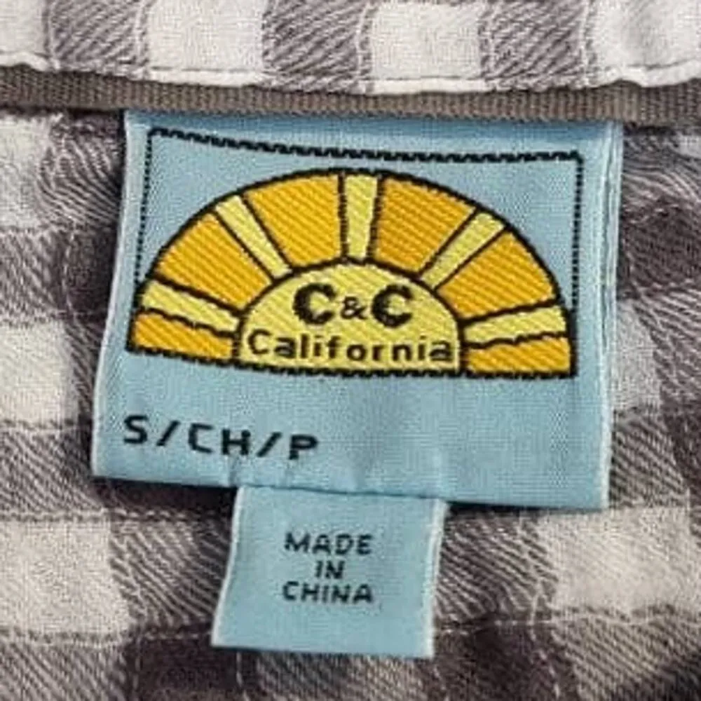 C&C California Long Sleeve Collared Button Down Shirt Size Small - Image 3