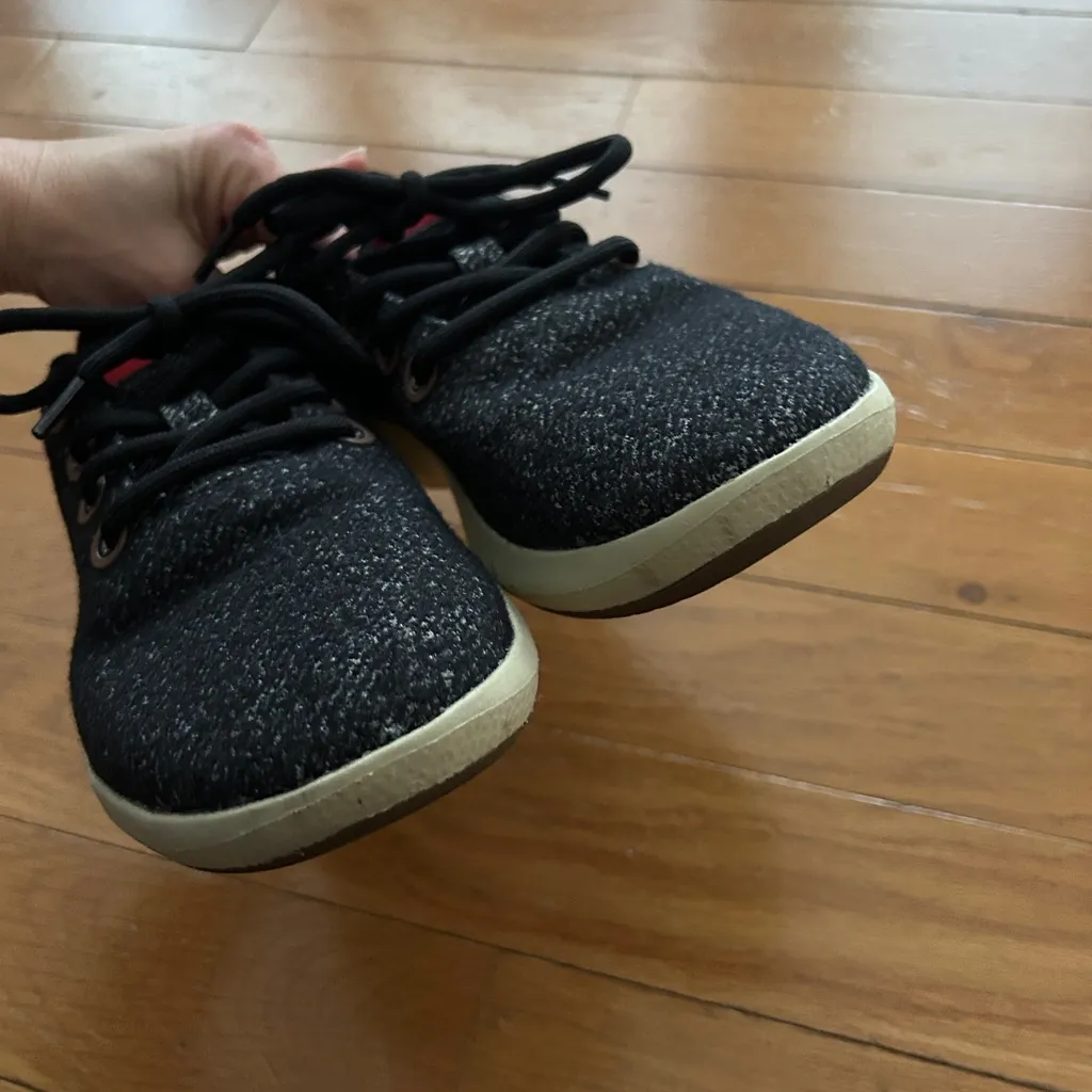 Allbirds Wool Runner Mizzles Shoes Women Size 8 Dark Gray Red Lace Up Tie - Image 9