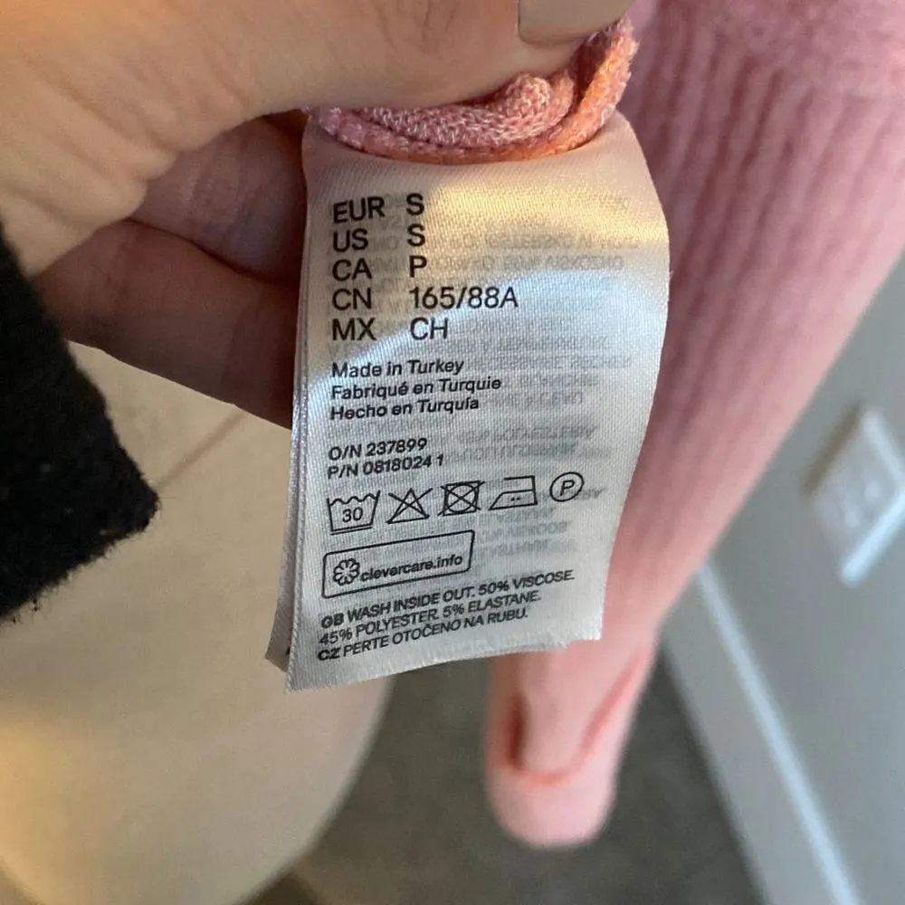 H&M Turtle Neck Sweater-New without tags - Image 6