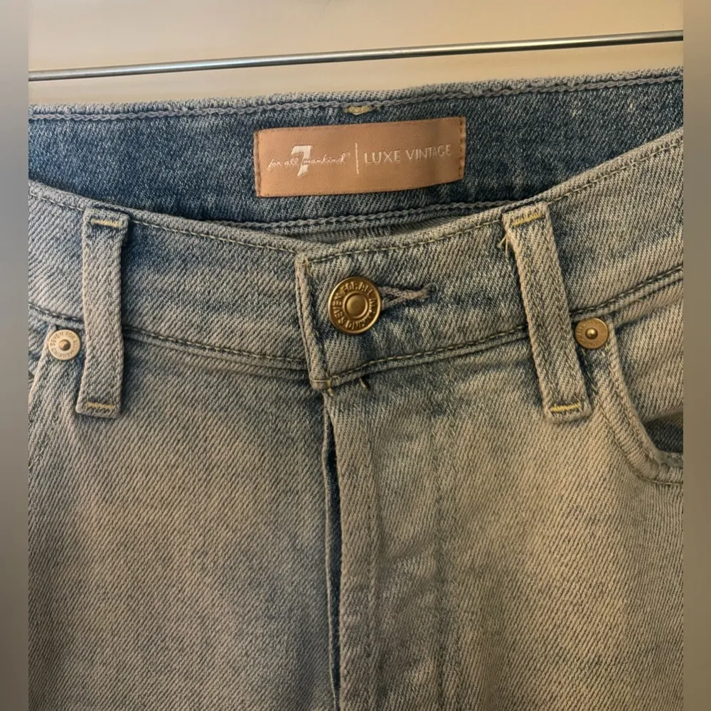 Seven For All Mankind LUXE VINTAGE JOSEFINA, Distressed Light Wash, Size 27 - Image 6