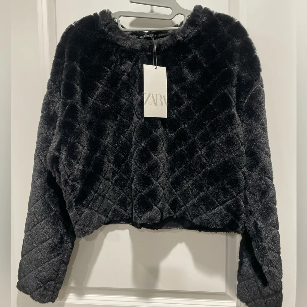 Zara Faux Fur Pullover Sweater Black Quilted Plush - Image 3