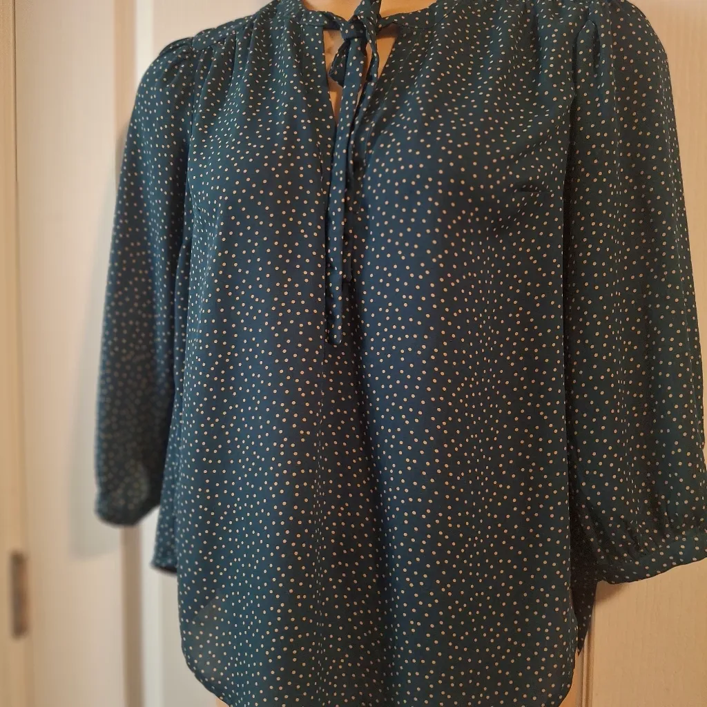 Torrid Sz 00 Women's Teal Polka Dot Blouse - Image 3