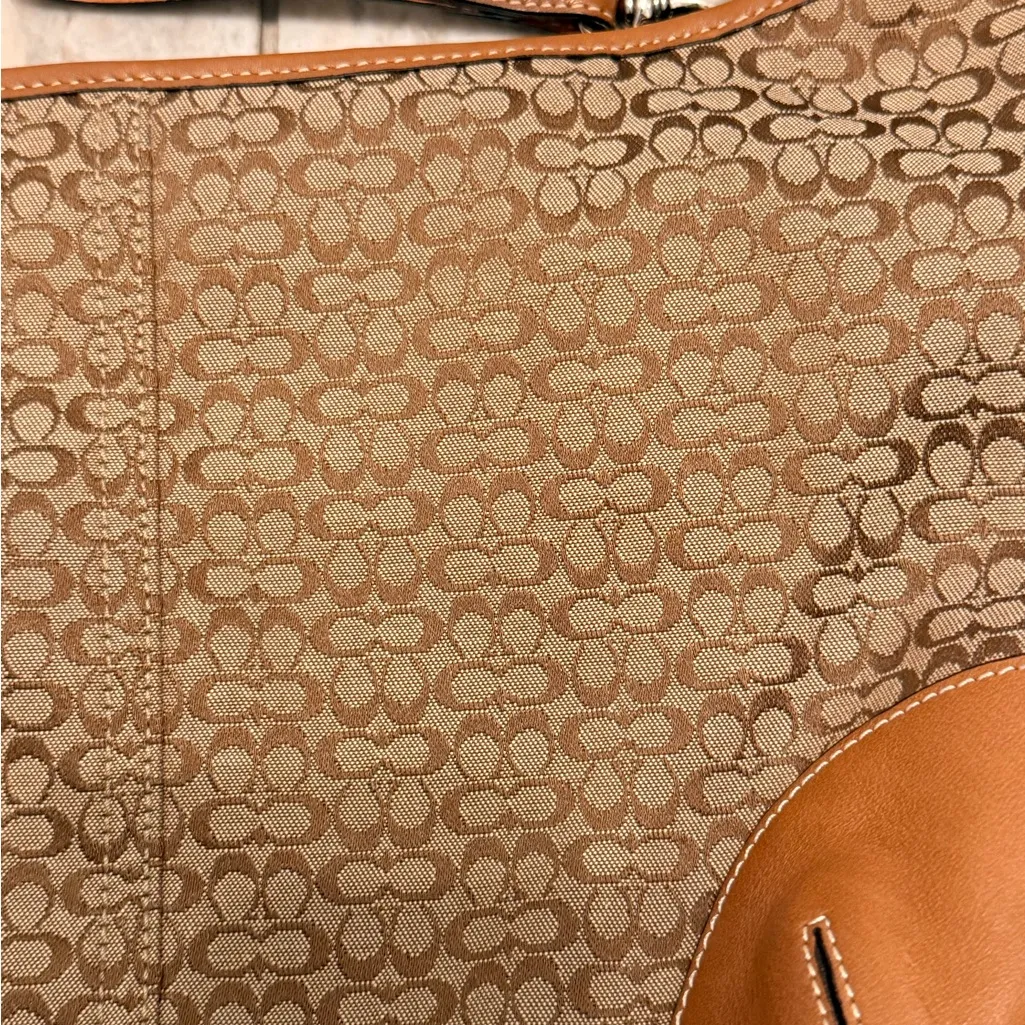 NEW Coach Brown and Tan Hobo Mini C Shoulder Bag 6617 Vintage w/tag - Image 13