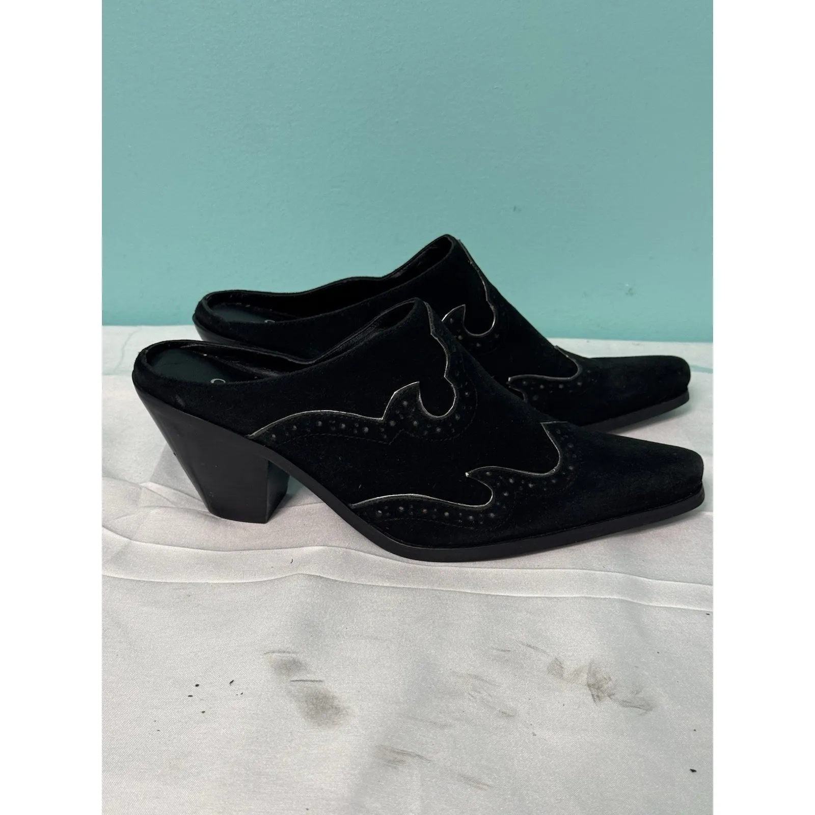 Coldwater Creek Leather Slip-On Mules Black Suede Size 7 Women's Shoes S-653 - Image 5