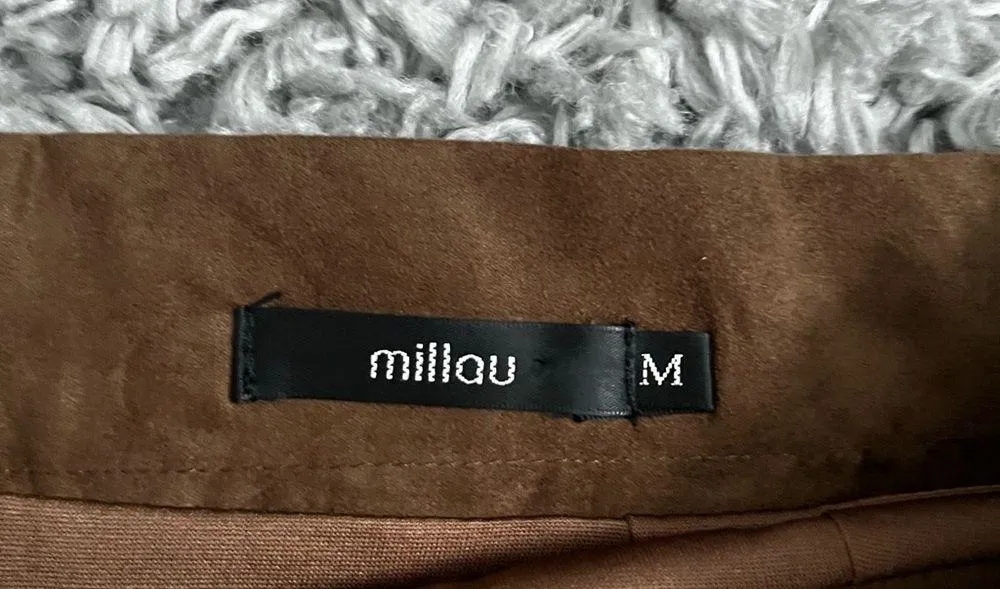 Millau brown suede lace up skirt size medium - Image 2